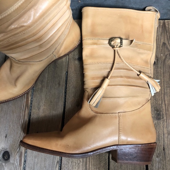 Gorgeous Vintage 9 West Leather Boots - Picture 3 of 7